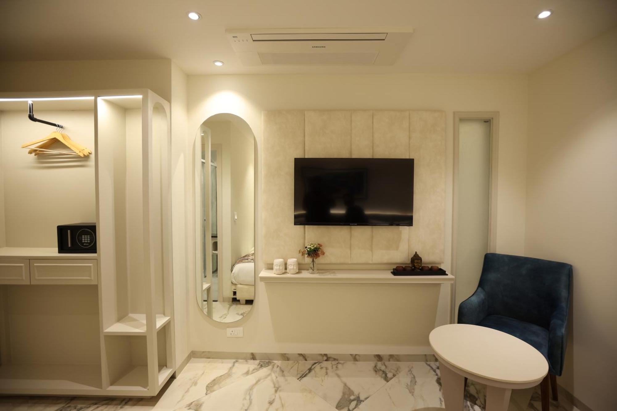 Hiraya Hotels Mohali Eksteriør billede