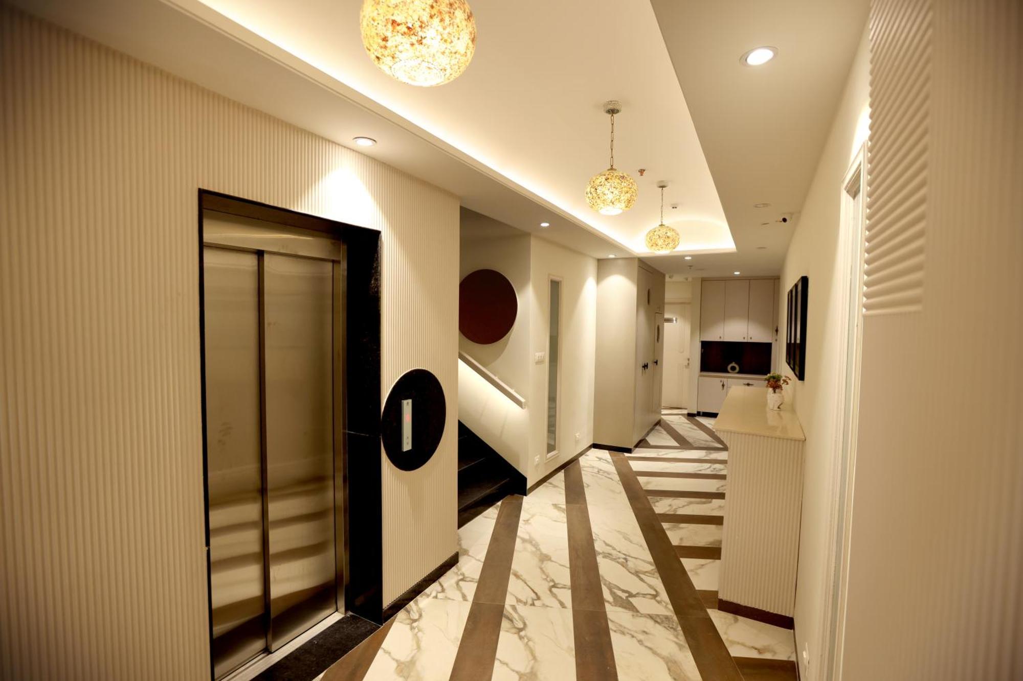Hiraya Hotels Mohali Eksteriør billede
