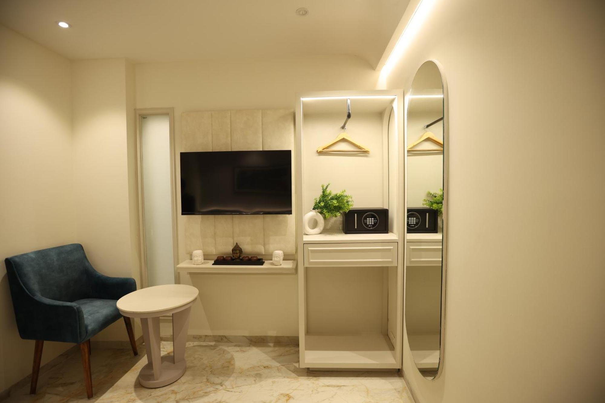 Hiraya Hotels Mohali Eksteriør billede