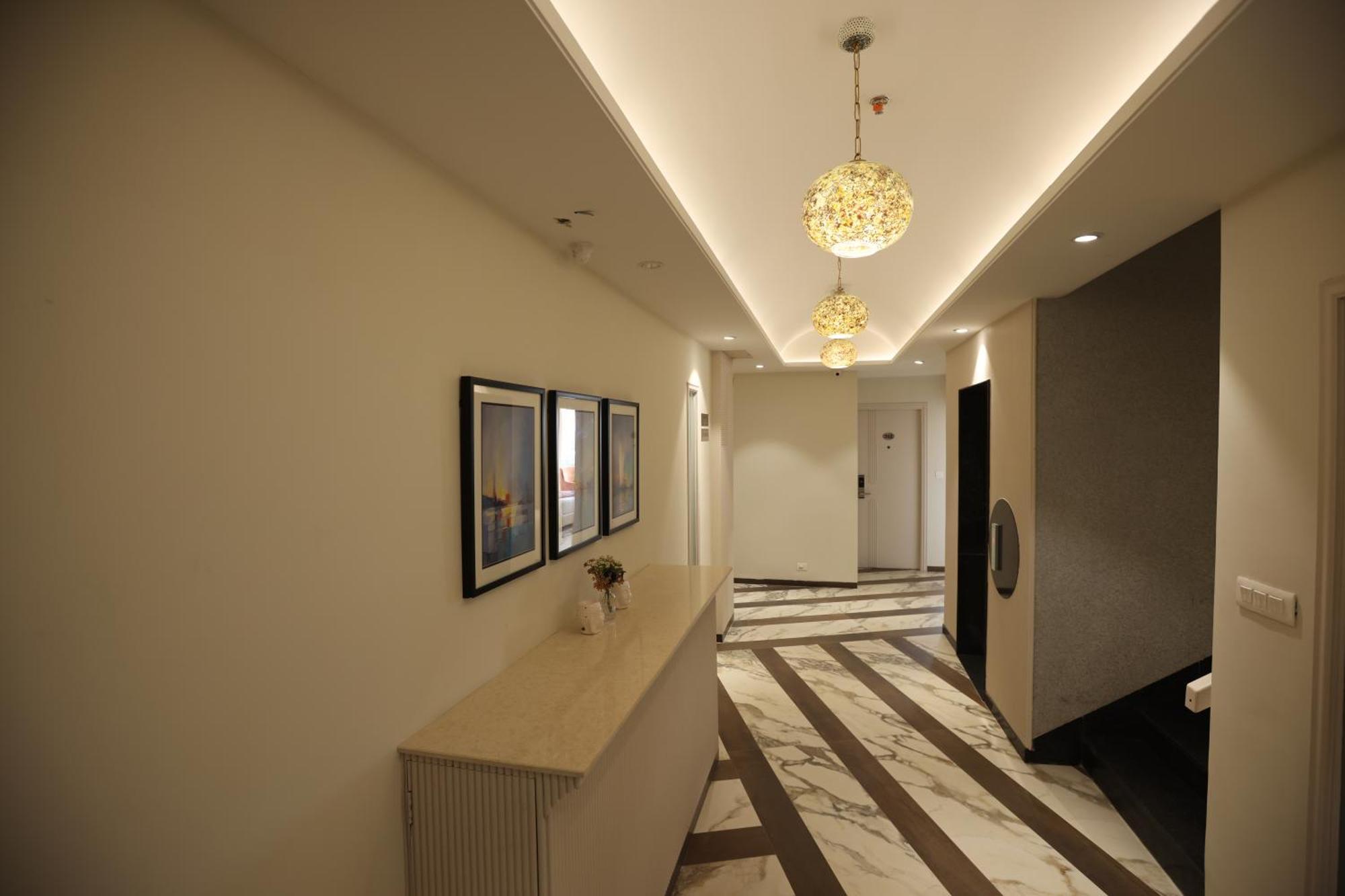 Hiraya Hotels Mohali Eksteriør billede